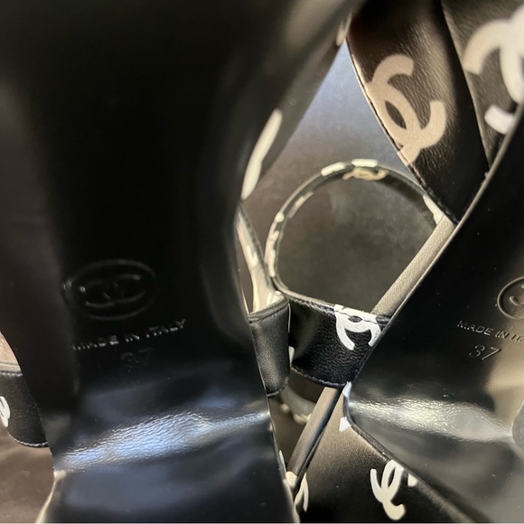 Chanel CC Logo Lambskin Platform Sandals - Picture 7 of 9